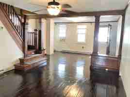 featured image of 1111 Vine St