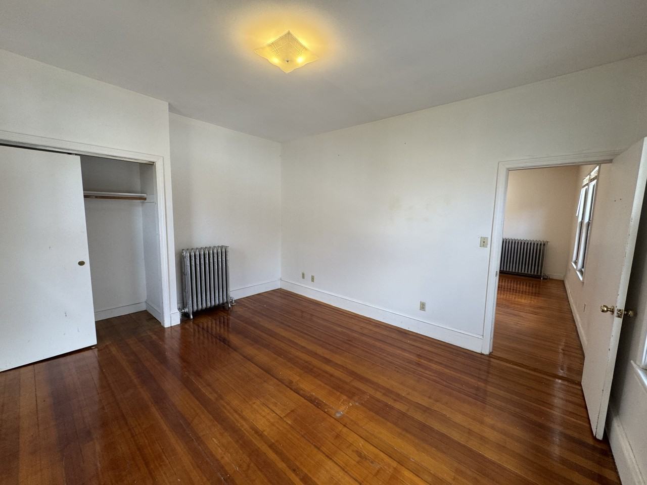 163 Strathmore Rd #3 - Photo 3 of 21
