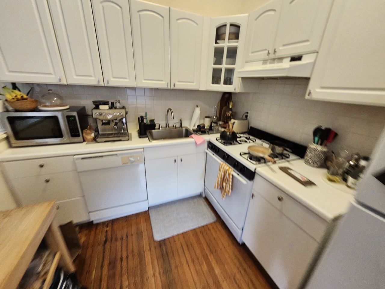 227 Newbury St #2F - Photo 5 of 12