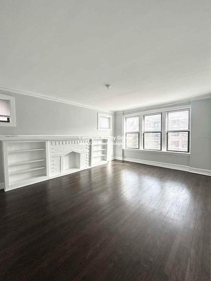 1030 E Hyde Park Blvd #2