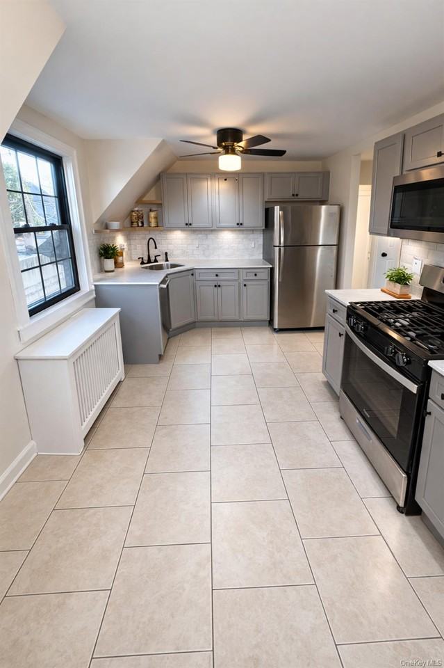 41 S Centre Ave ##2 - Photo 2 of 13