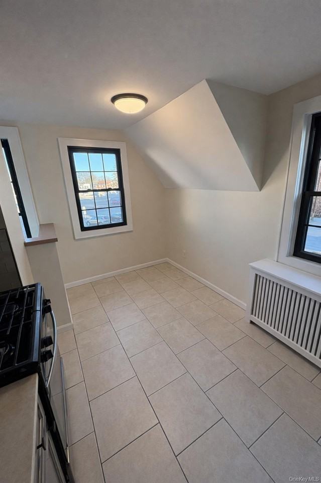 41 S Centre Ave ##2 - Photo 3 of 13