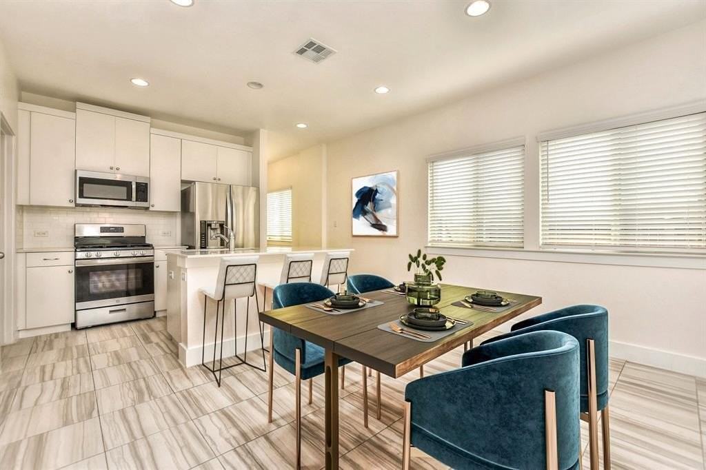 420 White Steppe Way - Photo 5 of 31