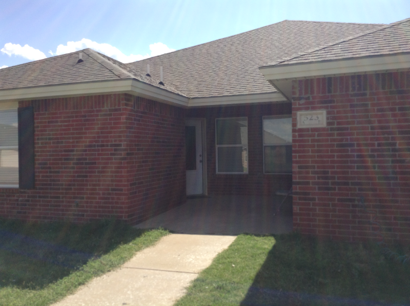 523 N Clinton Ave - Photo 6 of 9