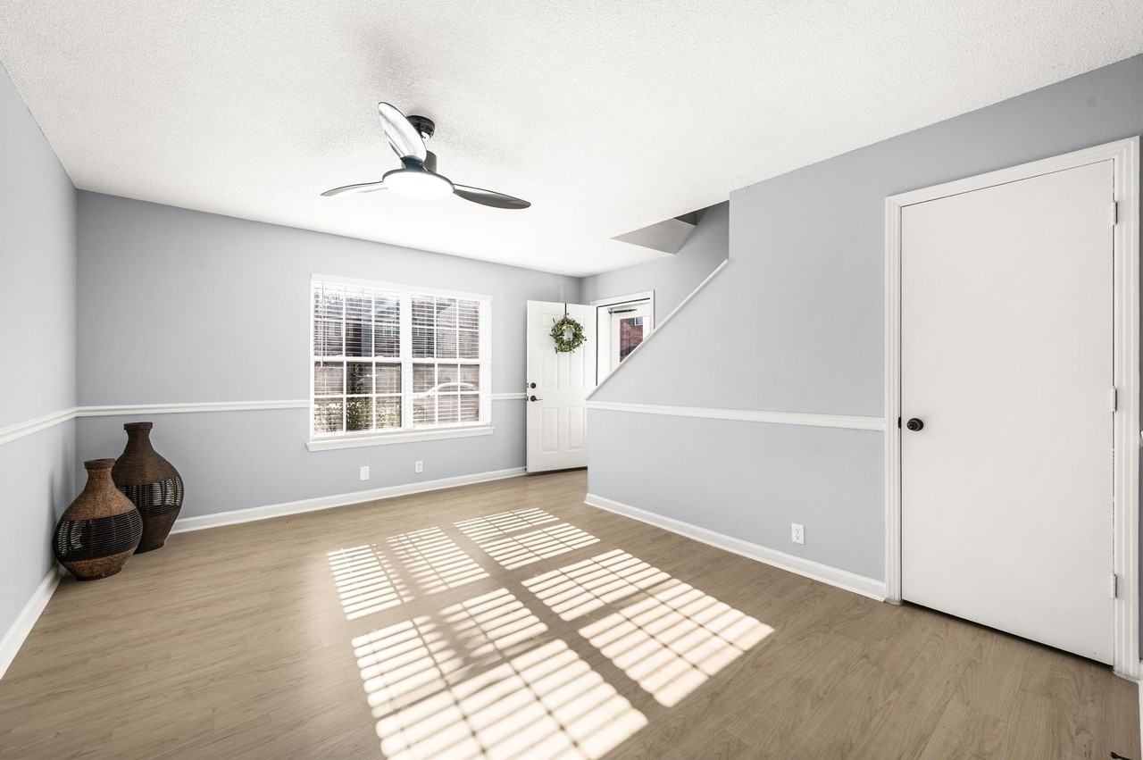 906 Lauren Ct - Photo 7 of 36