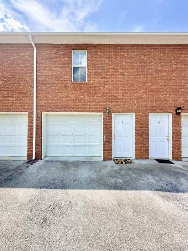 805 Old Gray Station Rd #A - Photo 3 of 8