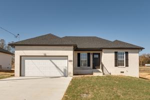 featured image of 402 Rose Ln