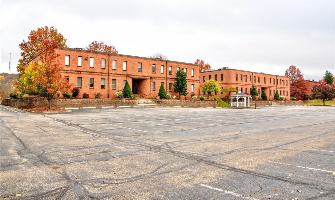 2550 Boyce Plaza Rd ##204 - Photo 5 of 24