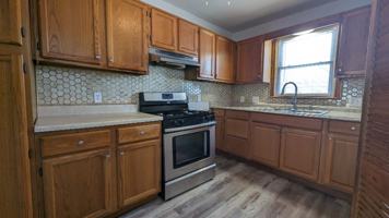 featured image of 4107 Flora Ave