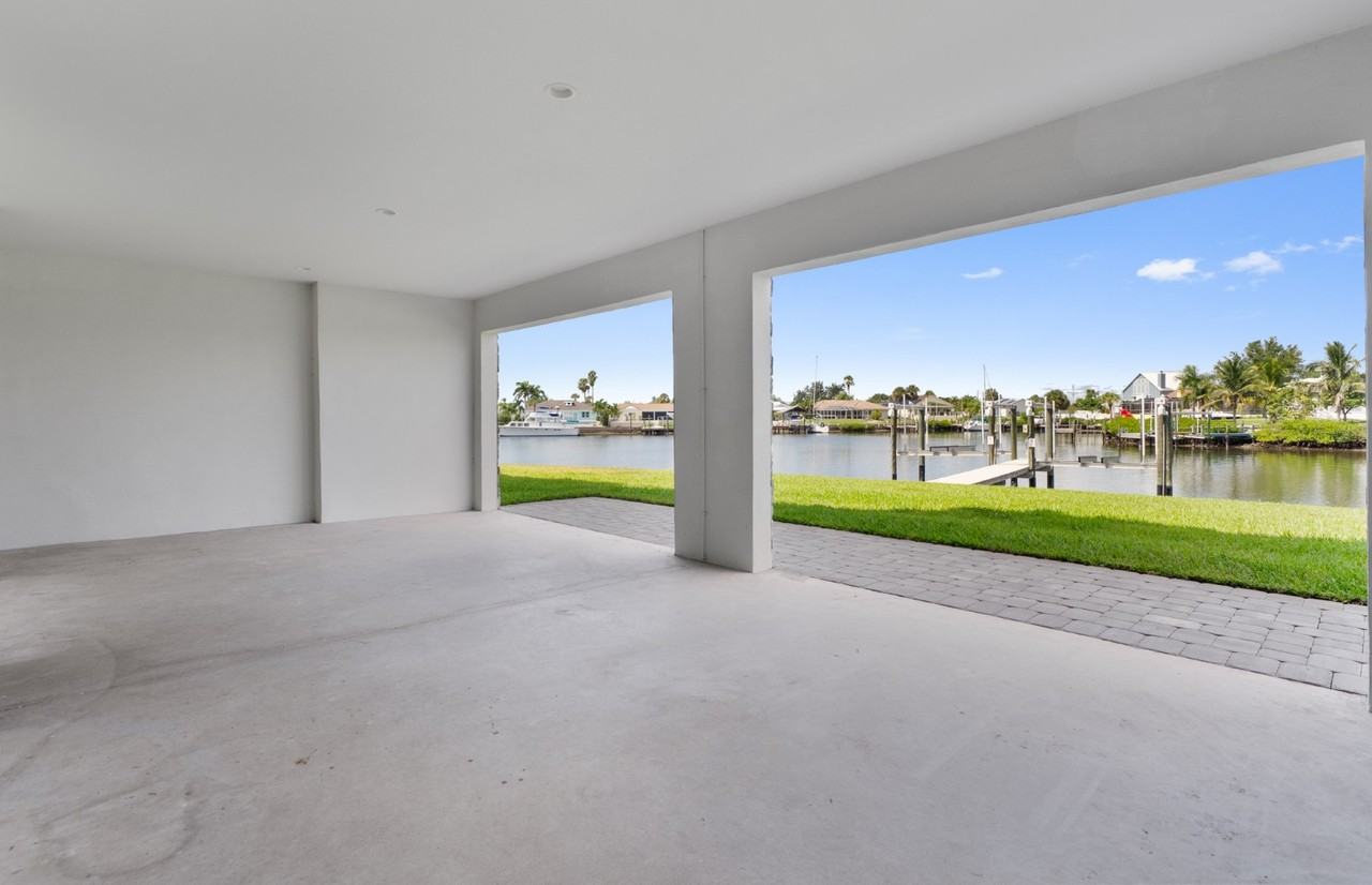 772 Gran Kaymen Way - Photo 4 of 35