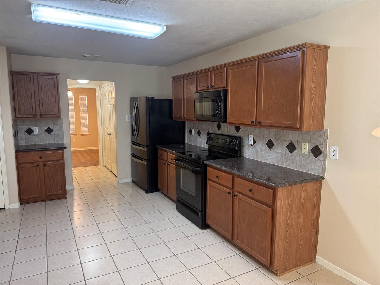 2311 Slate Ridge Ln - Photo 4 of 11