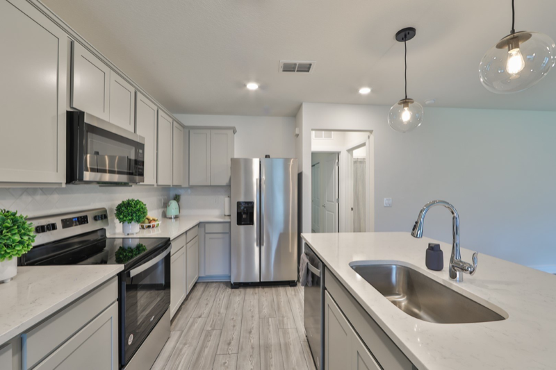 30089 Skylark Dr - Photo 5 of 23