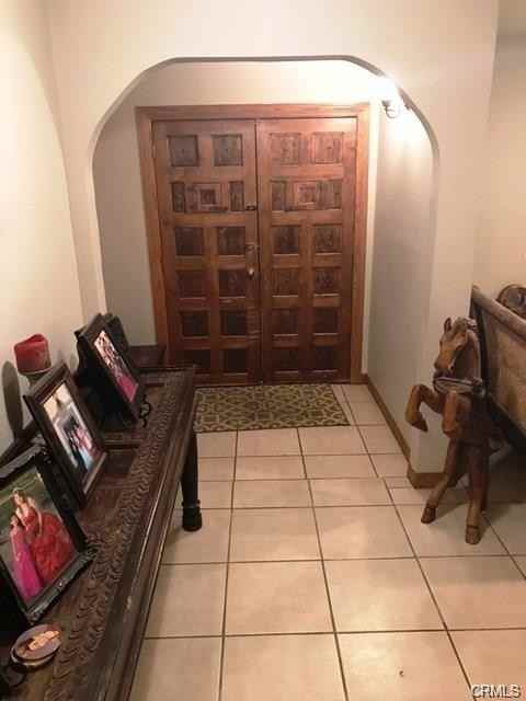 8445 Chaffee St - Photo 2 of 5