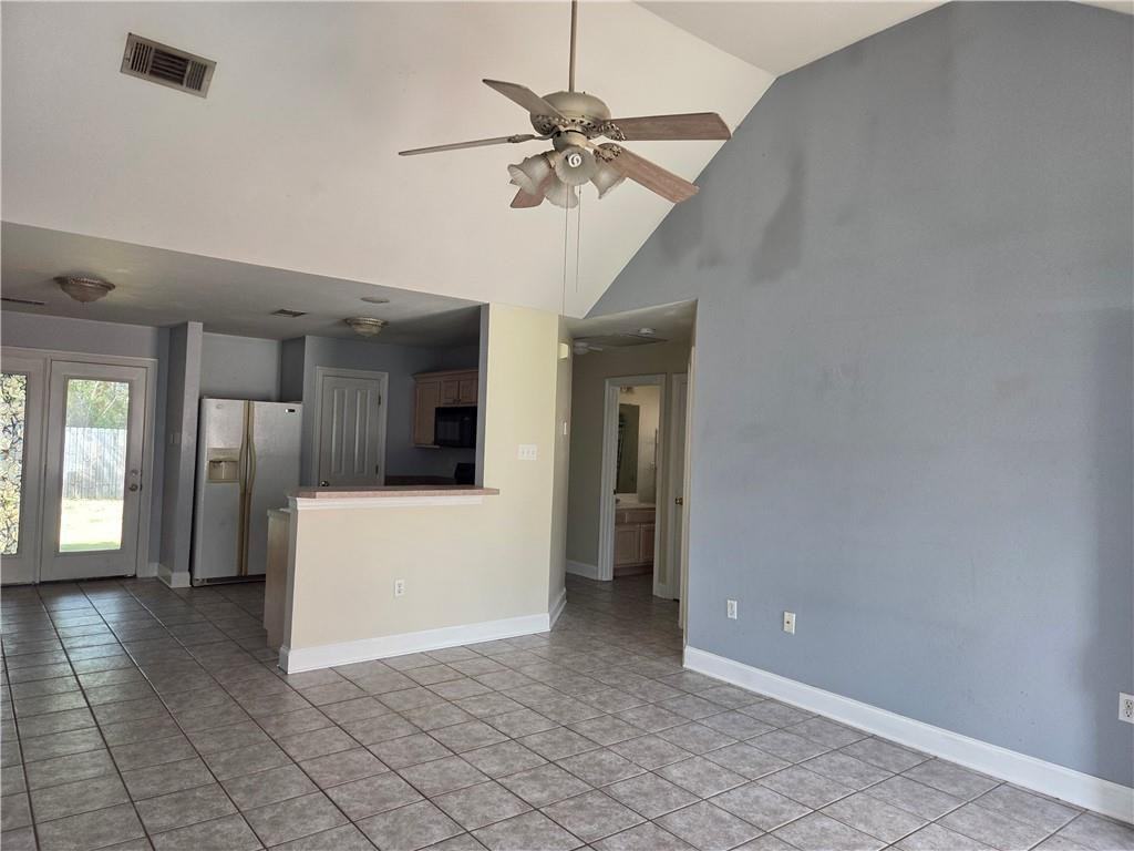 149 Remmy Ct - Photo 3 of 10