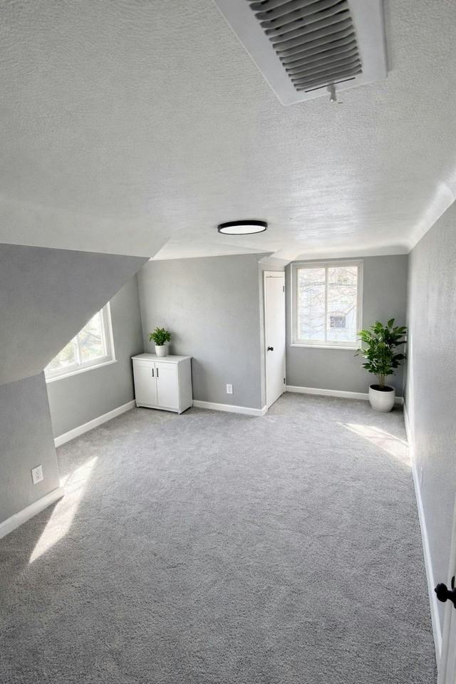 5563 Silvertown Drive - Photo 7 of 10