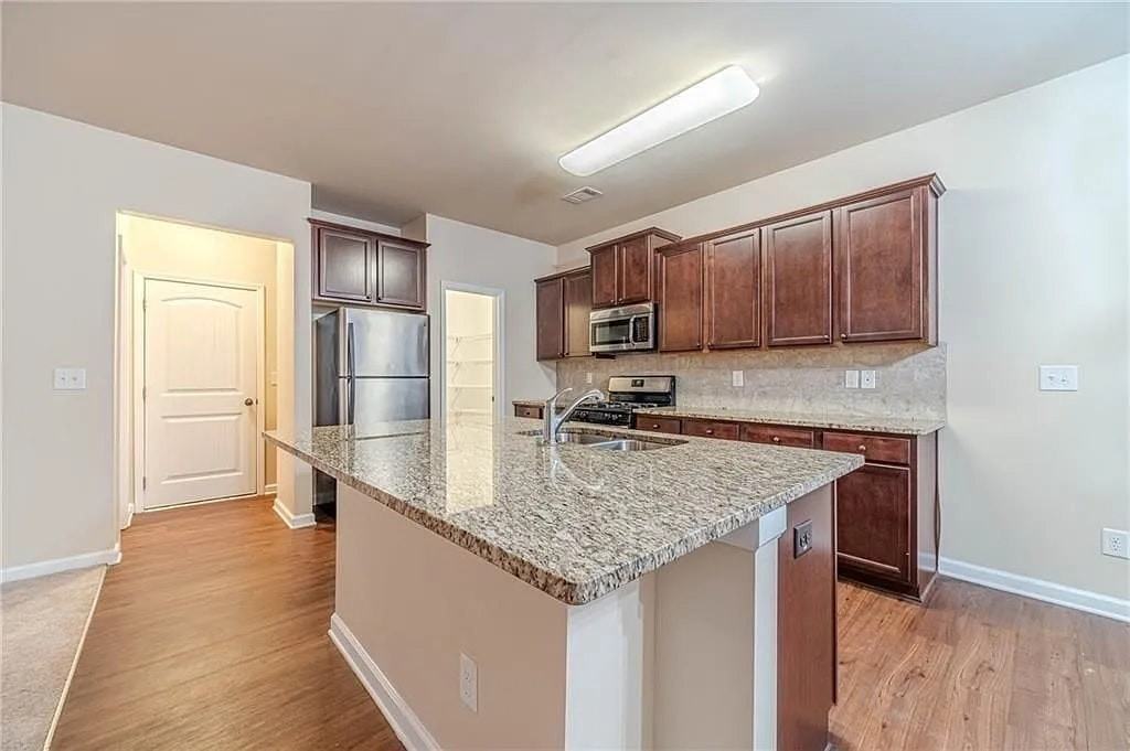 2139 Baywood Tree Lane Southwest - Photo 6 of 17