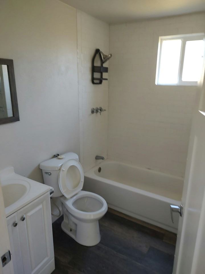 45829 Squire Creek Rd - Photo 2 of 7