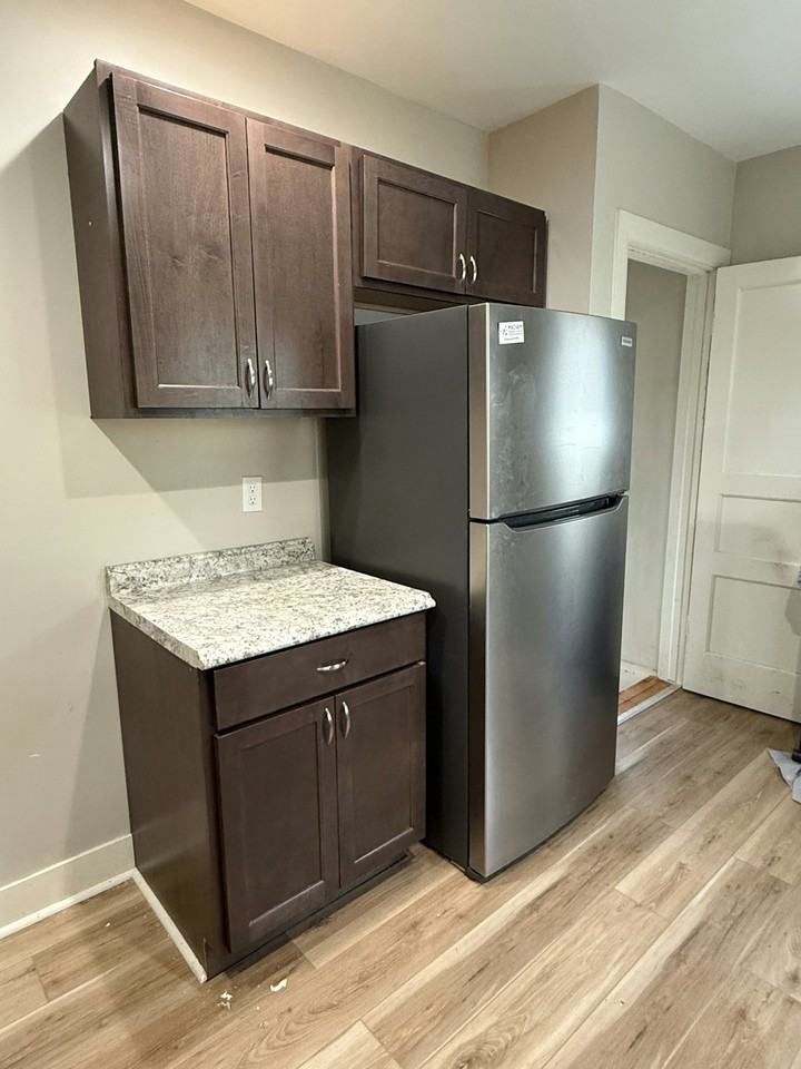 1004 Fitch Street - Photo 3 of 9