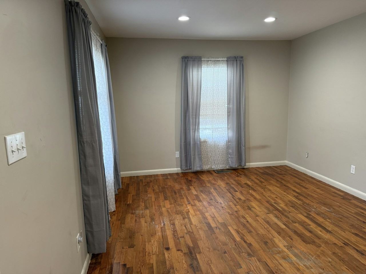 1004 Fitch Street - Photo 5 of 9