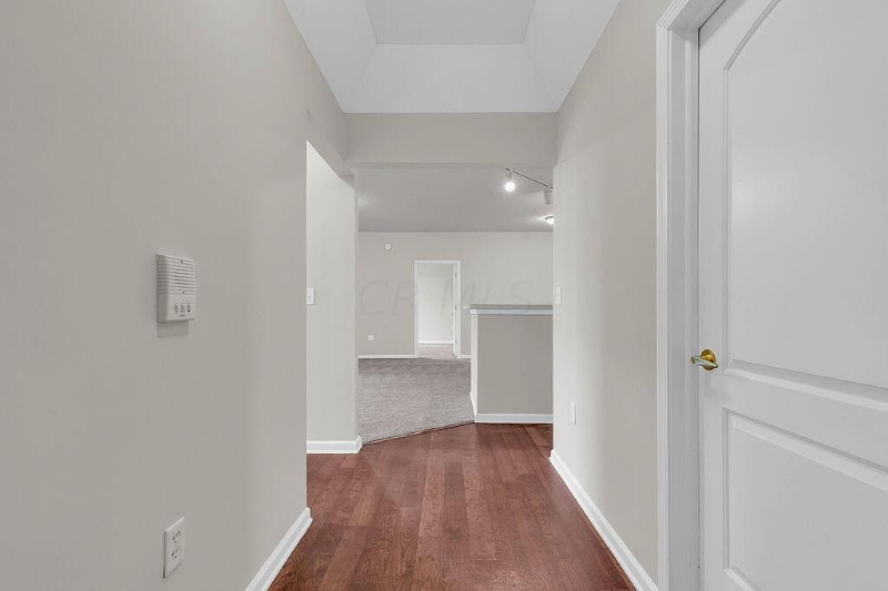 773 Hidden Springs Dr - Photo 4 of 28