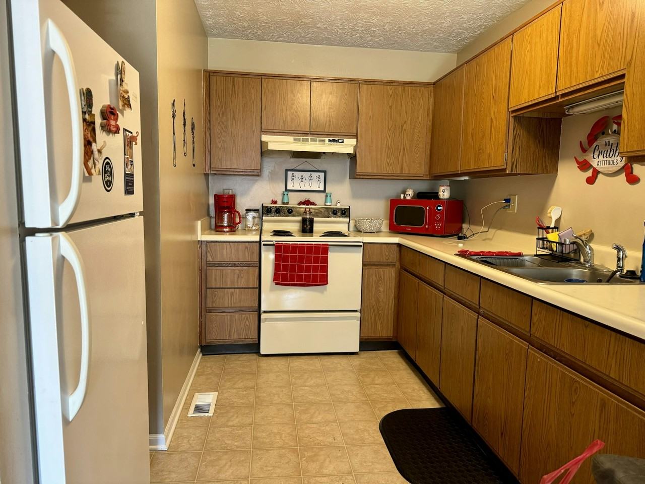 5B Stevens Drive, Unit 5A - Photo 3 of 17