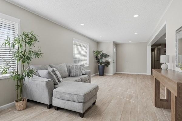 125 Jeff Ave - Photo 4 of 13