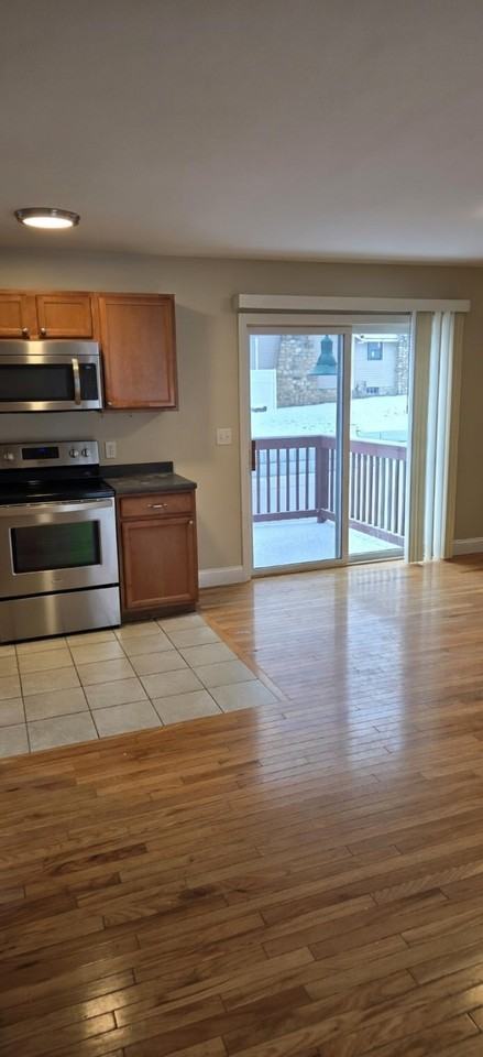 2 Station Lane, Unit 17 - Photo 4 of 12