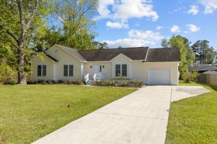 736 Comet Dr - Photo 1 of 1