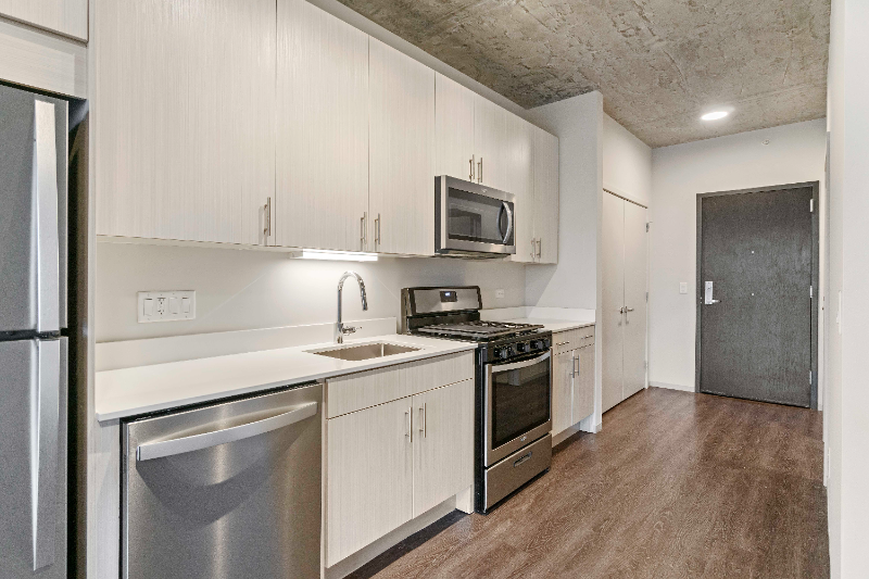 791 S Clark St - Photo 2 of 8