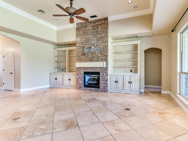 2525 Se 13th St - Photo 5 of 32