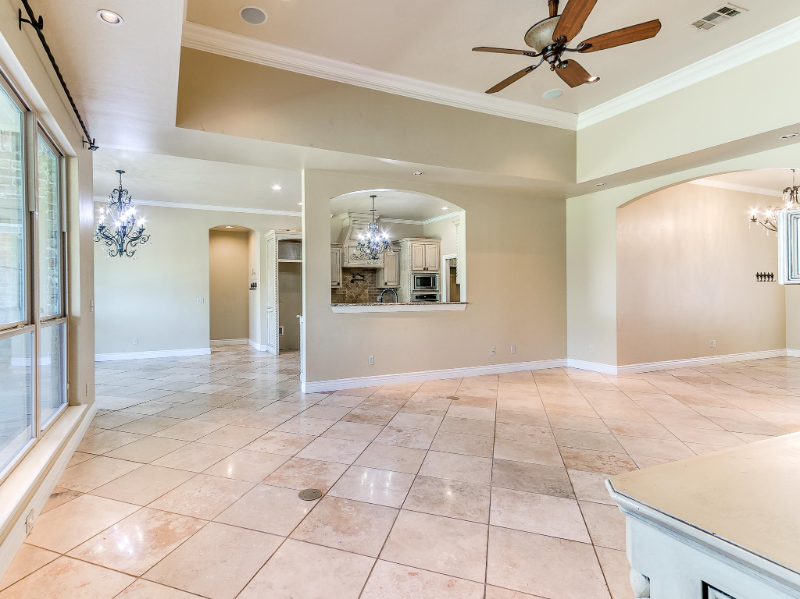 2525 Se 13th St - Photo 6 of 32