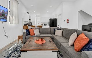 featured image of 574 Niagara St #1