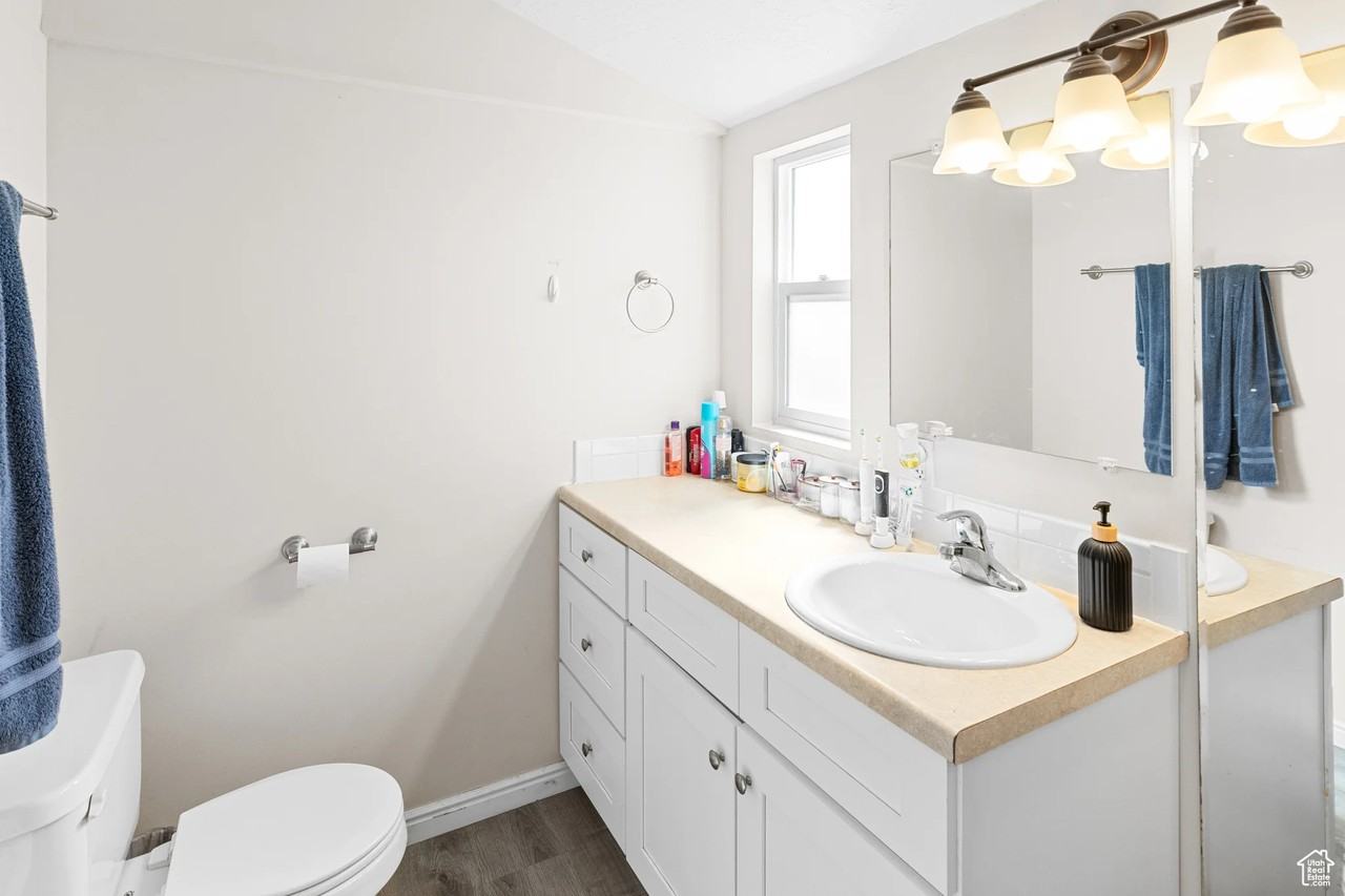 389 Se #1 - Photo 7 of 8