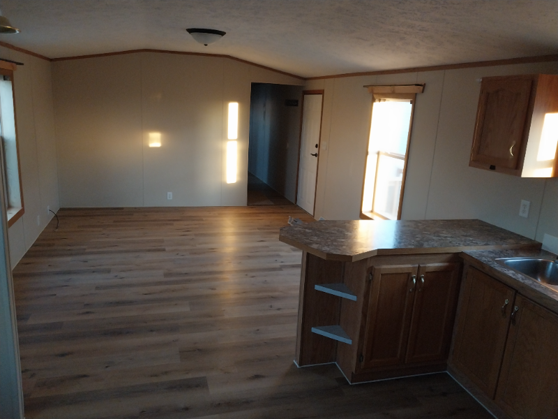 209 2nd St Sw - Photo 3 of 11