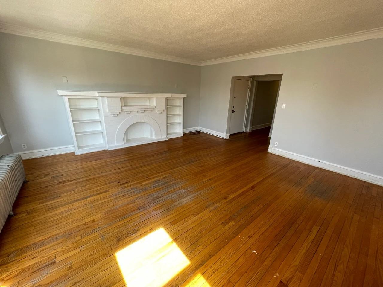 7931 S Manistee Ave #2S - Photo 2 of 20