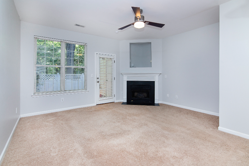 8348 Chaceview Ct - Photo 3 of 19