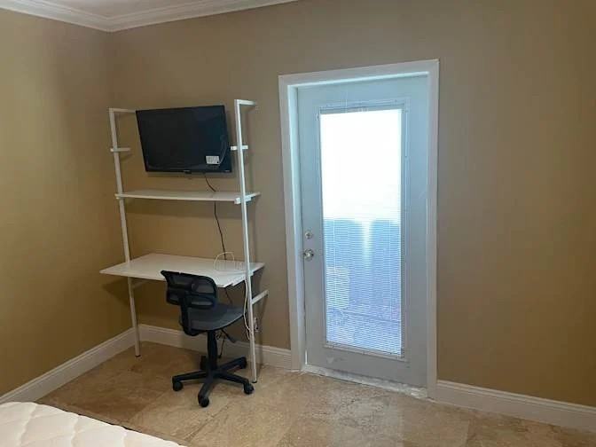 Ne 6th Ter - Photo 4 of 6