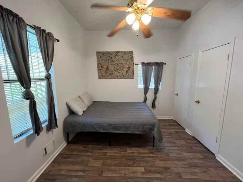 810 Parsons St Sw - Photo 6 of 10