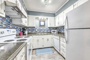 110 Briarcliff Dr - Photo 1 of 1