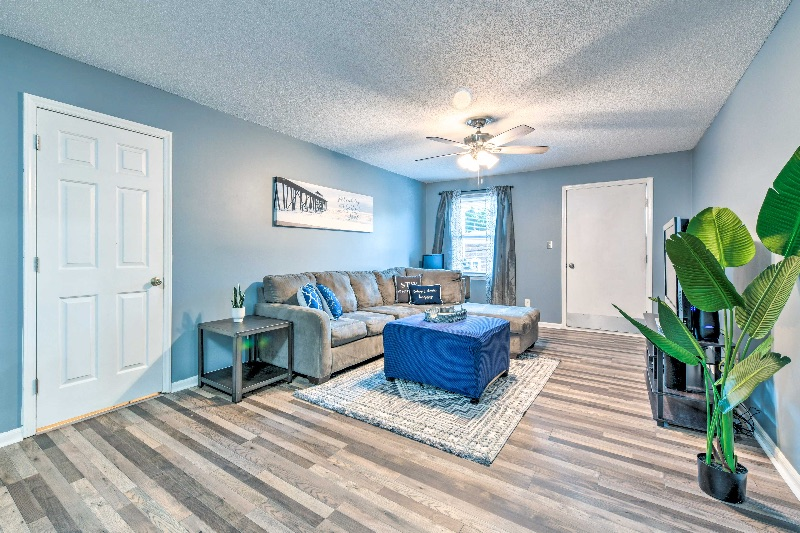 110 Briarcliff Dr - Photo 2 of 10