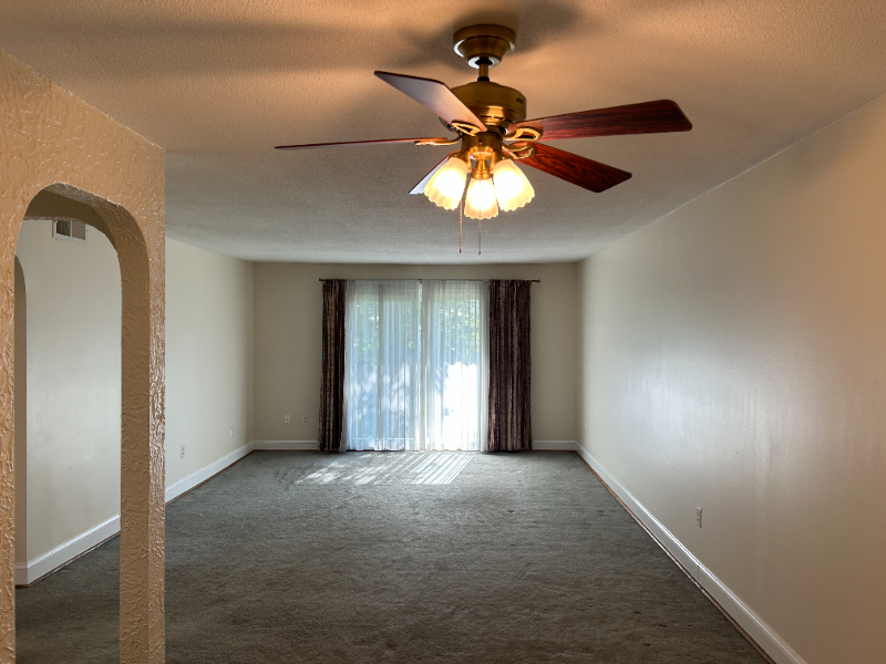 15 Shadowbrook Ln #15 - Photo 5 of 16