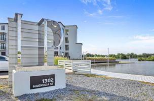 featured image of 1302 Magnolia St #A104