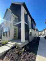 featured image of 172 E.N. #455