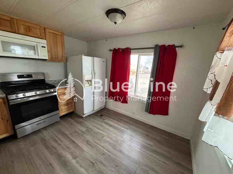 540 U.S. #A10 - Photo 3 of 10