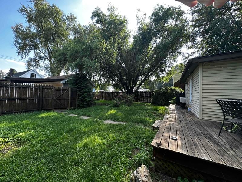 2112 E Cumberland St - Photo 5 of 6