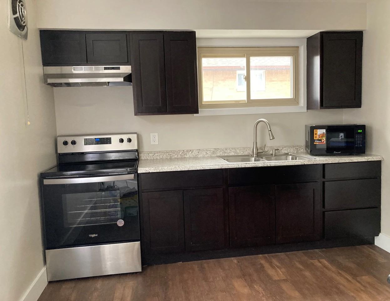 1660 Bailey Rd #1664 - Photo 2 of 11