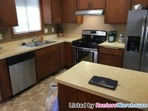 664 Schilling Cir NW - Photo 3 of 13