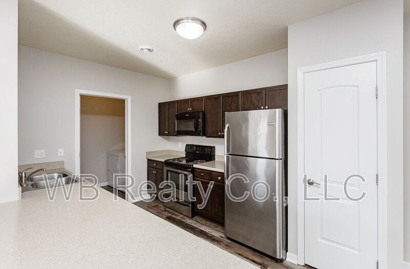 1951 N James St #107 - Photo 6 of 50