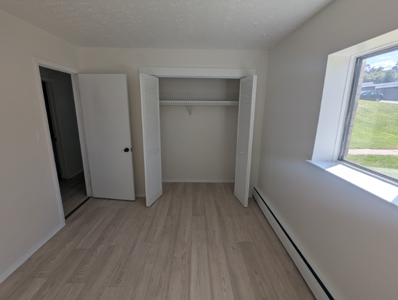 20 S Linden Rd - Photo 7 of 11