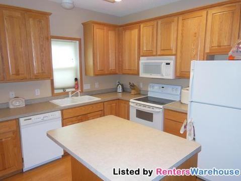 8558 Windsor Ln N - Photo 2 of 15